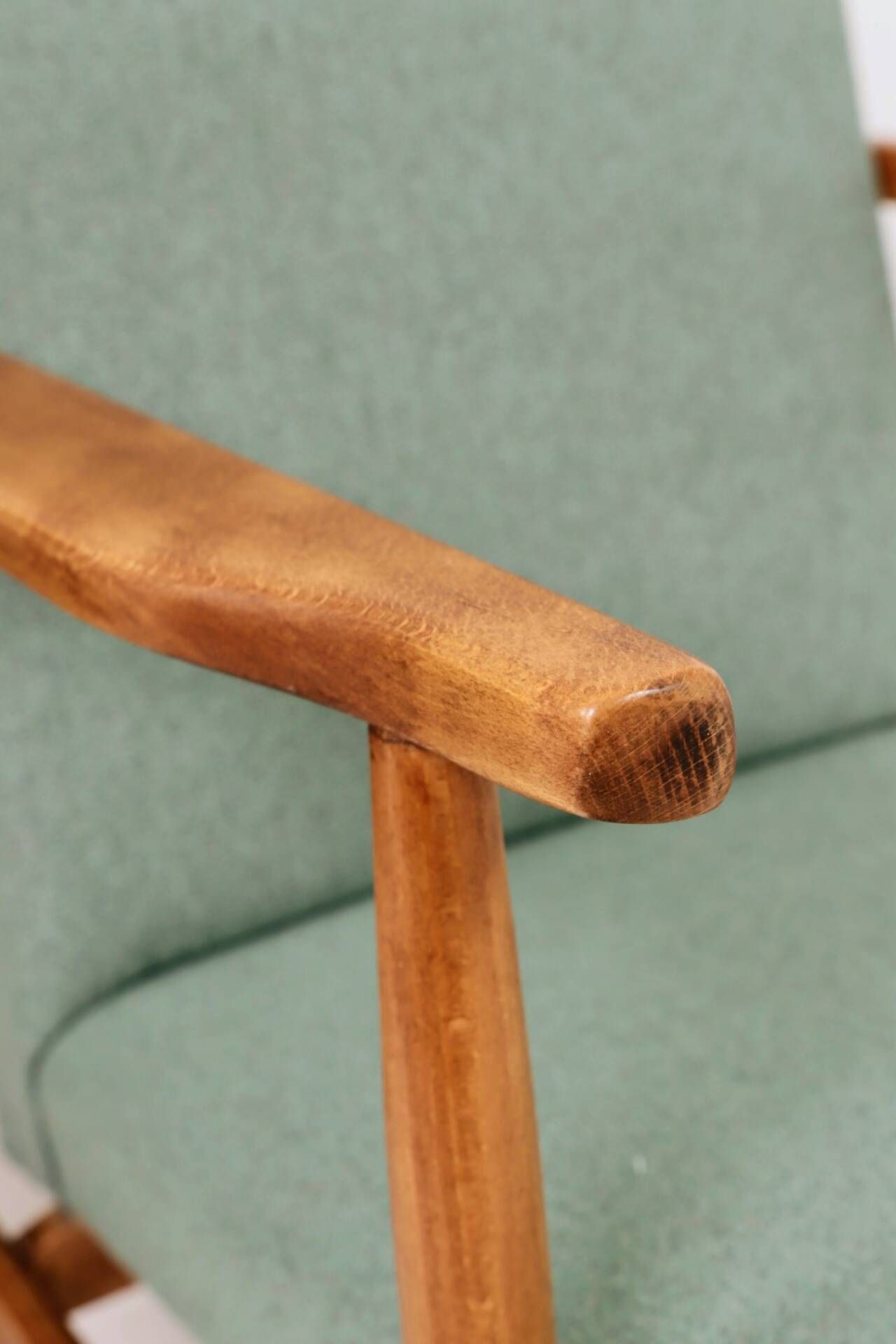 Pair of vintage long chairs mint green bouclé 1970