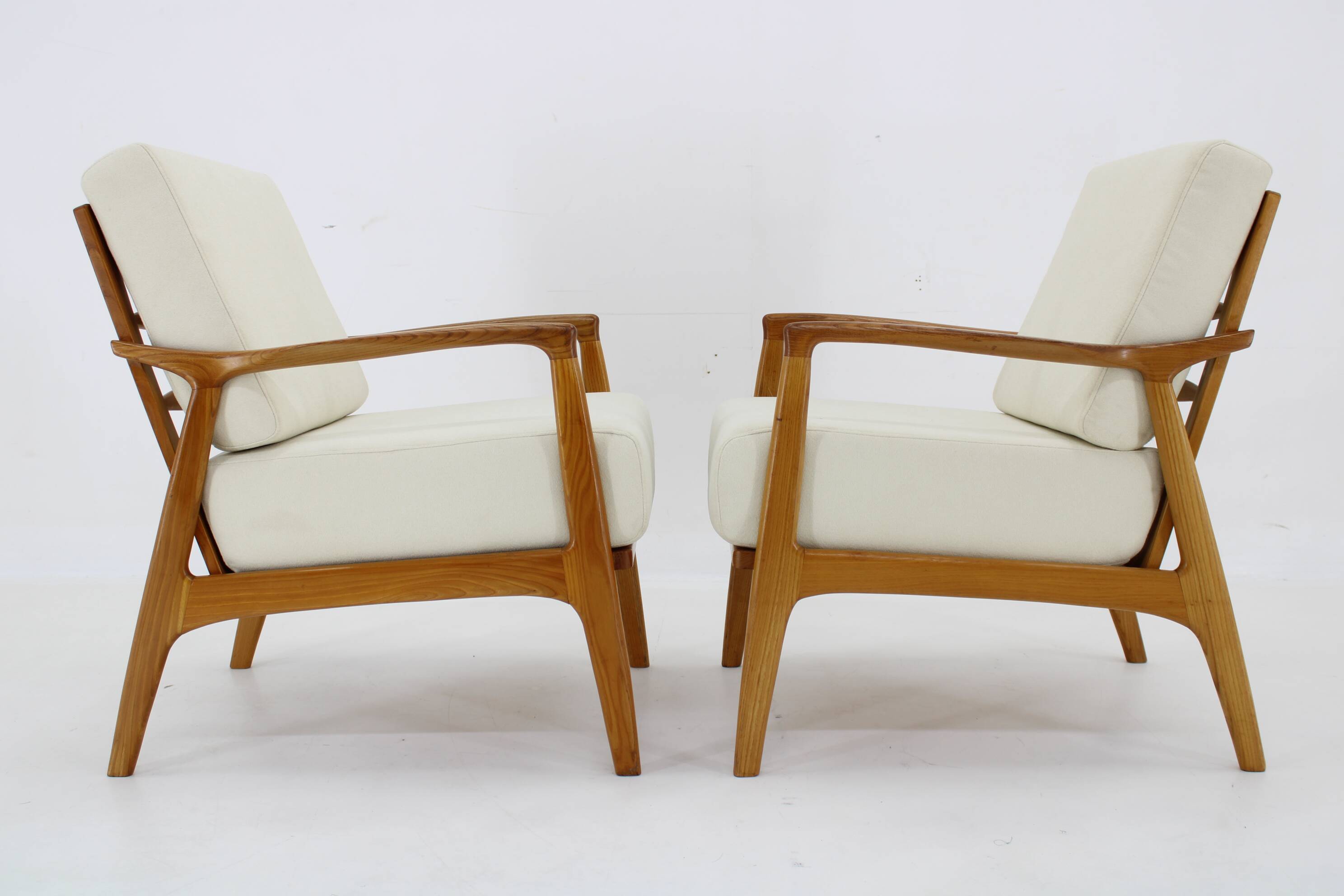 1970s Pair of Restored Armchairs by Drevotvar, Czechoslovakia