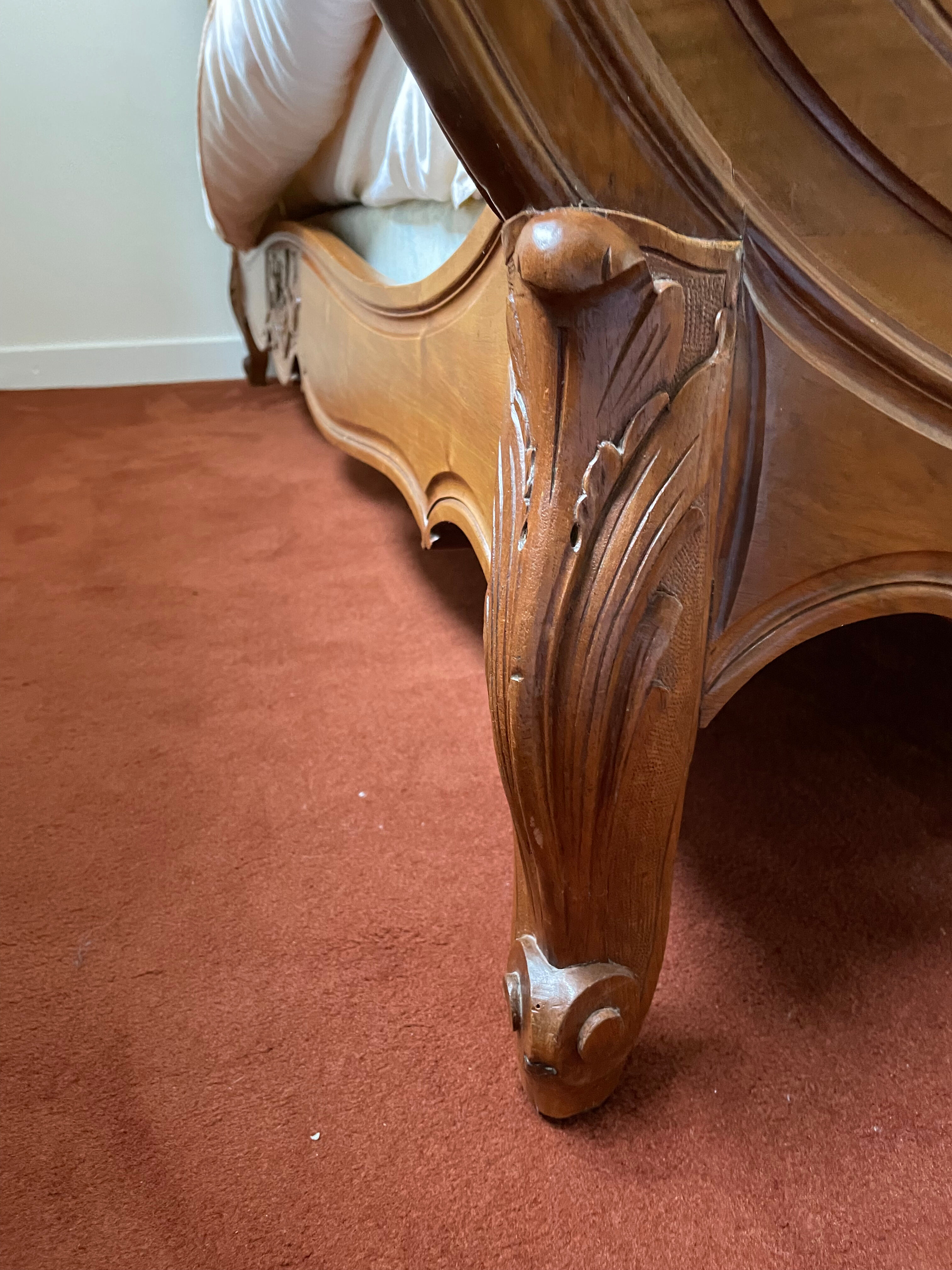 Bed Louis XV Rocaille