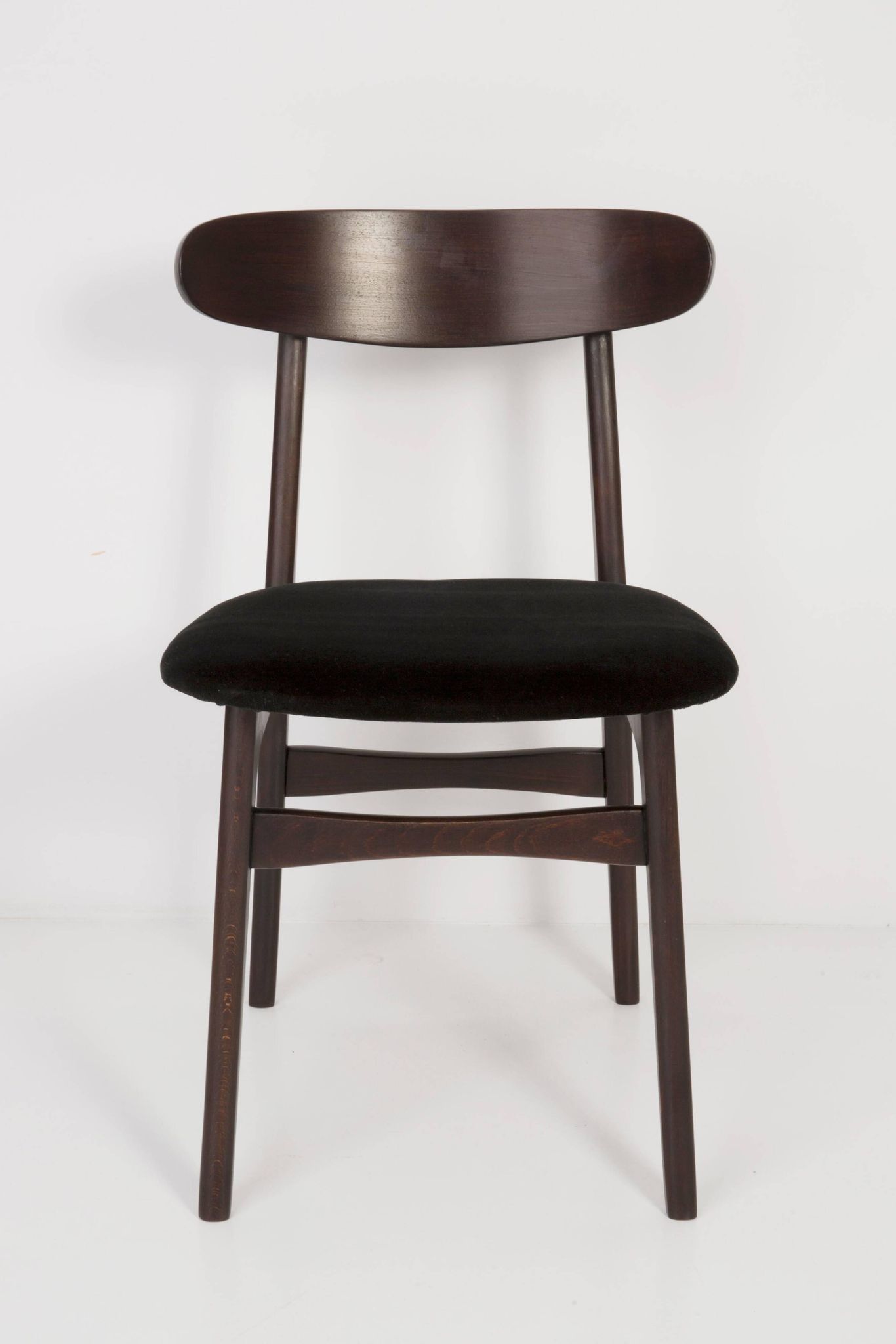Black velvet armchair mid-century by Rajmund Halas, Poland, 1960.