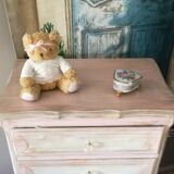 Convenient chiffonnier