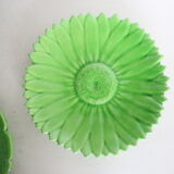 Plates Vallauris Alain Maunier, 1970, in the shape of a flower, in green earthenware