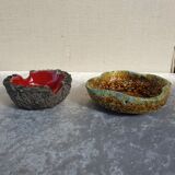 Set of 2 vintage ashtrays