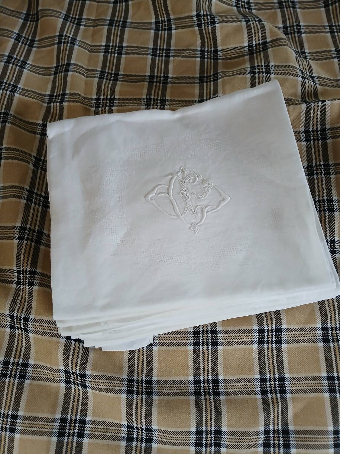 11 antique linen napkins