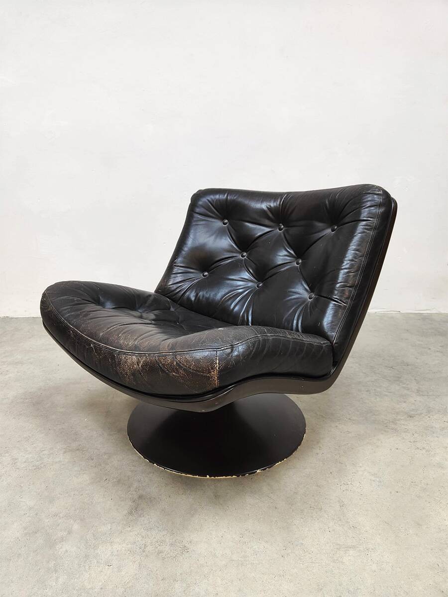 Vintage Dutch design black leather swivel chair Geoffrey Harcourt Artifort