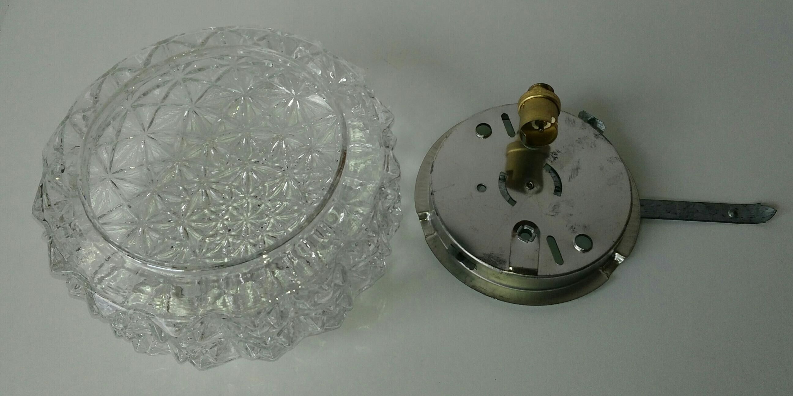 Round ceiling light glass chiseled 60s/70s never asked