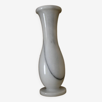 vase en marbre