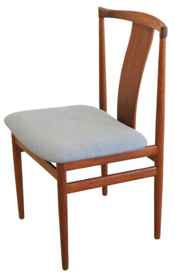 Set van 4 Henning Sørensen voor Danex eetkamerstoelen 'Vordingborg'