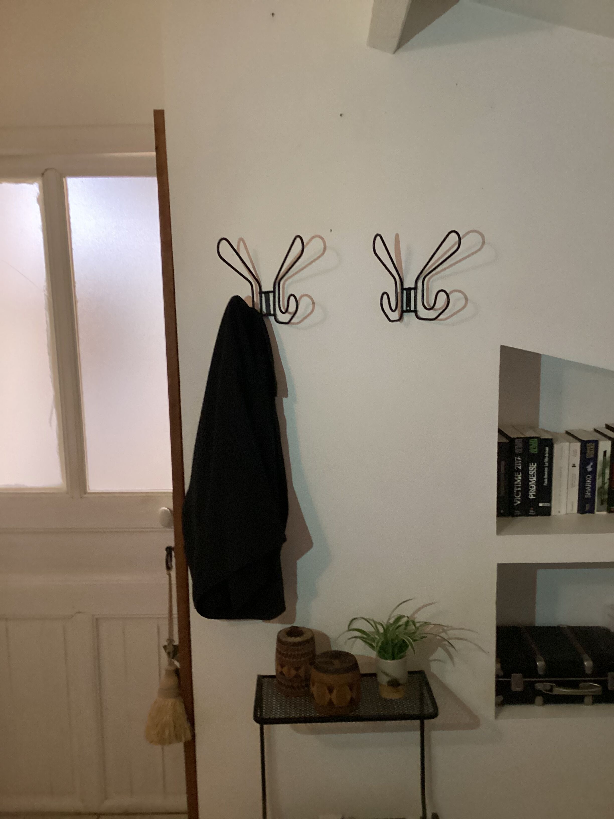 2 Ikea hooks