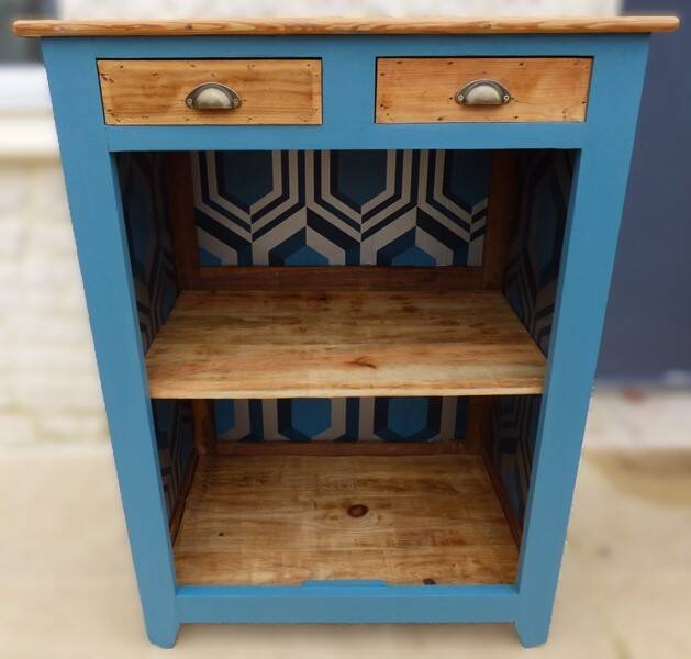 Antique Parisian style furniture with 2 solid wood drawers