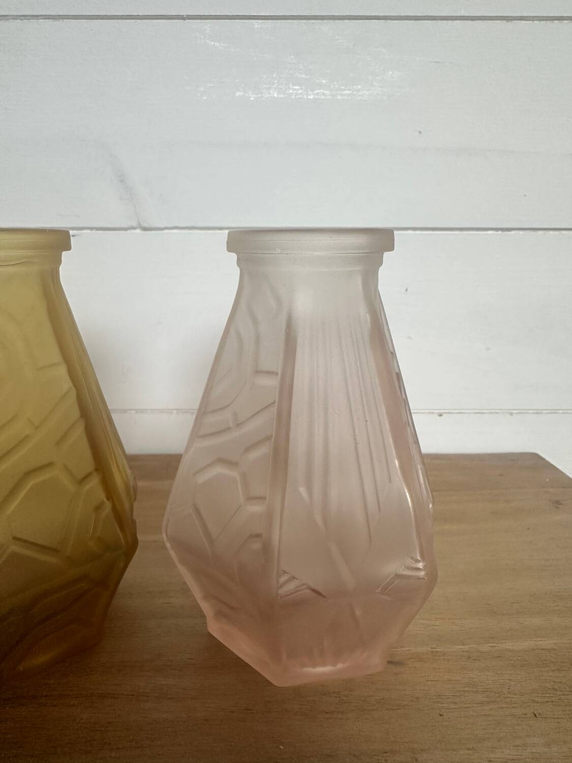 Lot de trois vases art déco