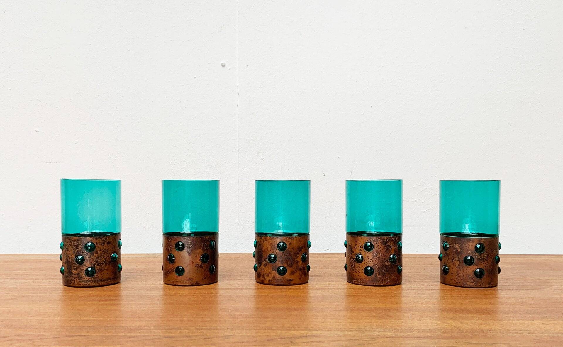 Drinking glasses in green glass and copper in mid-century style by Nanny Still, 1960s, set of 5.