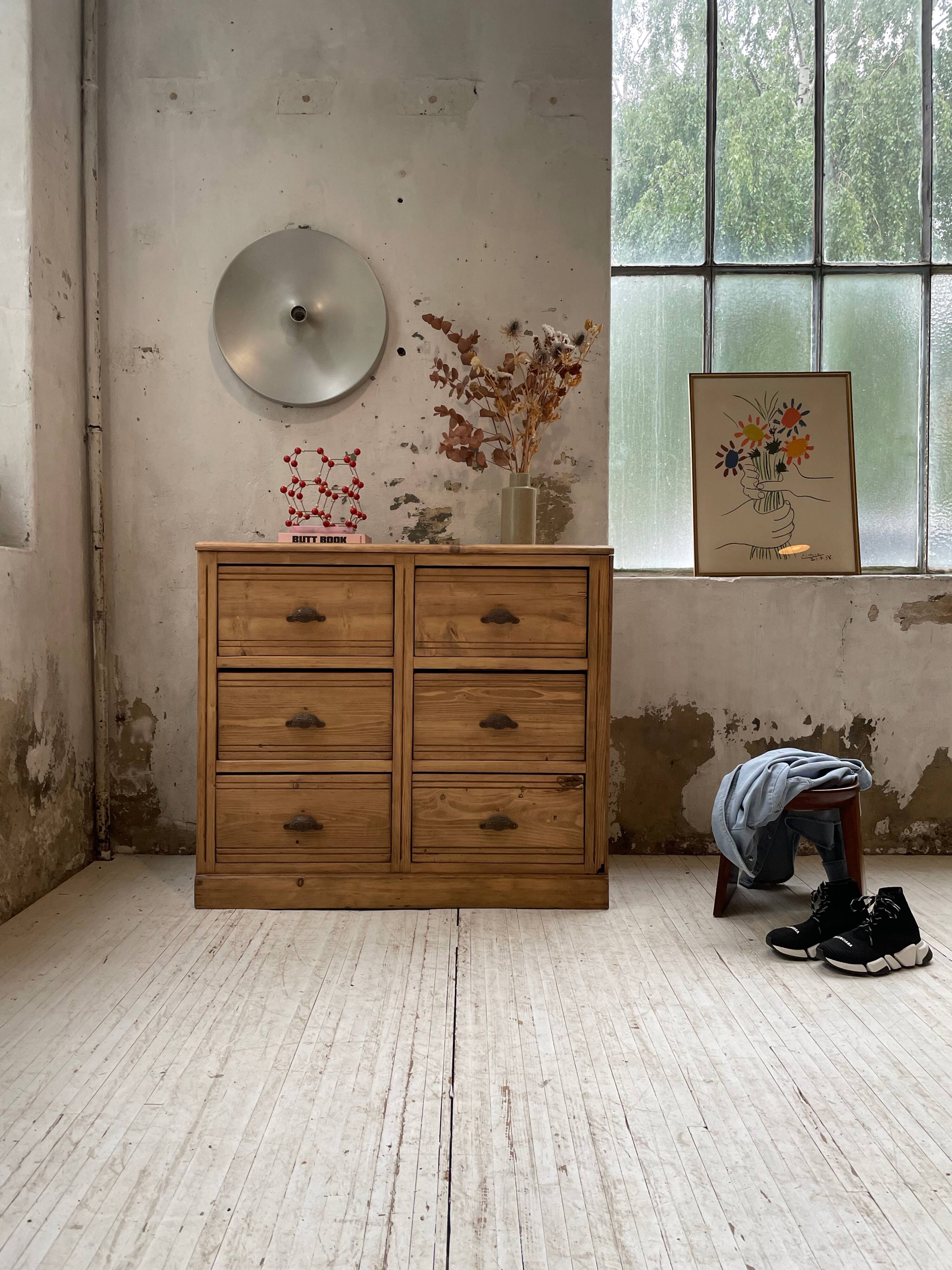 Convenient pine workshop furniture