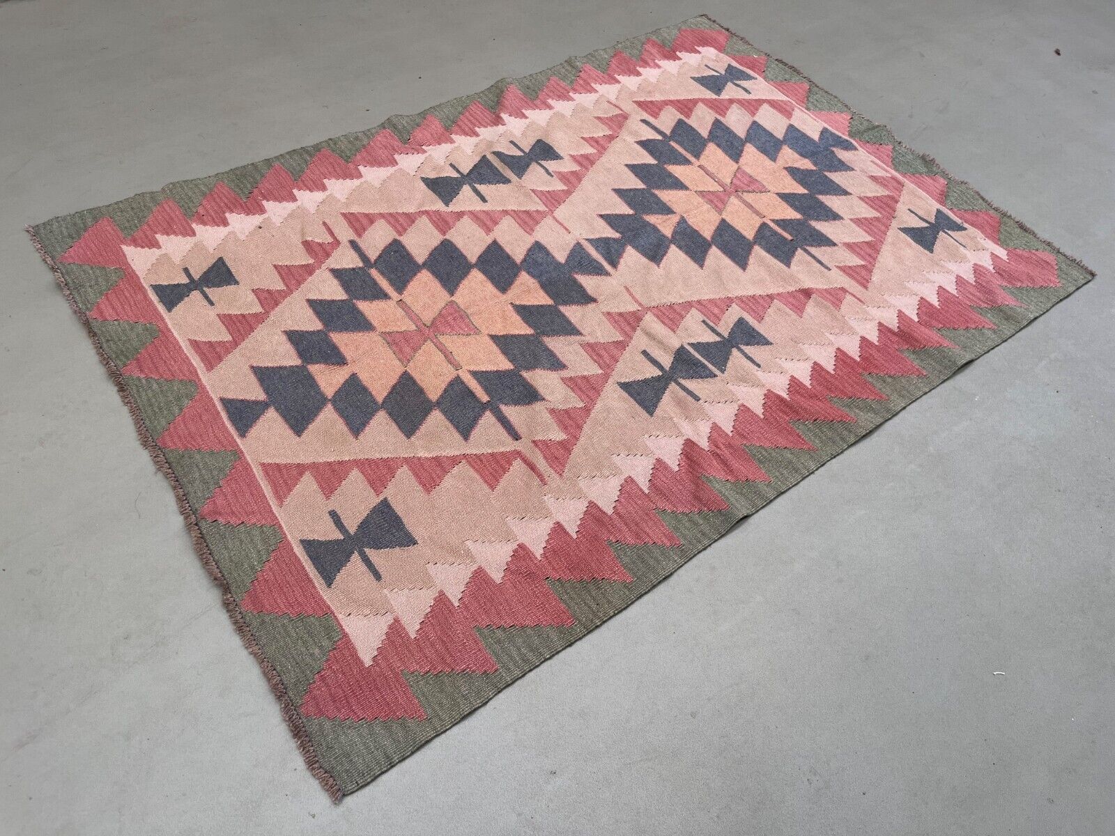 Tapis kilim turc vintage 170x117 cm en laine kelim moyen