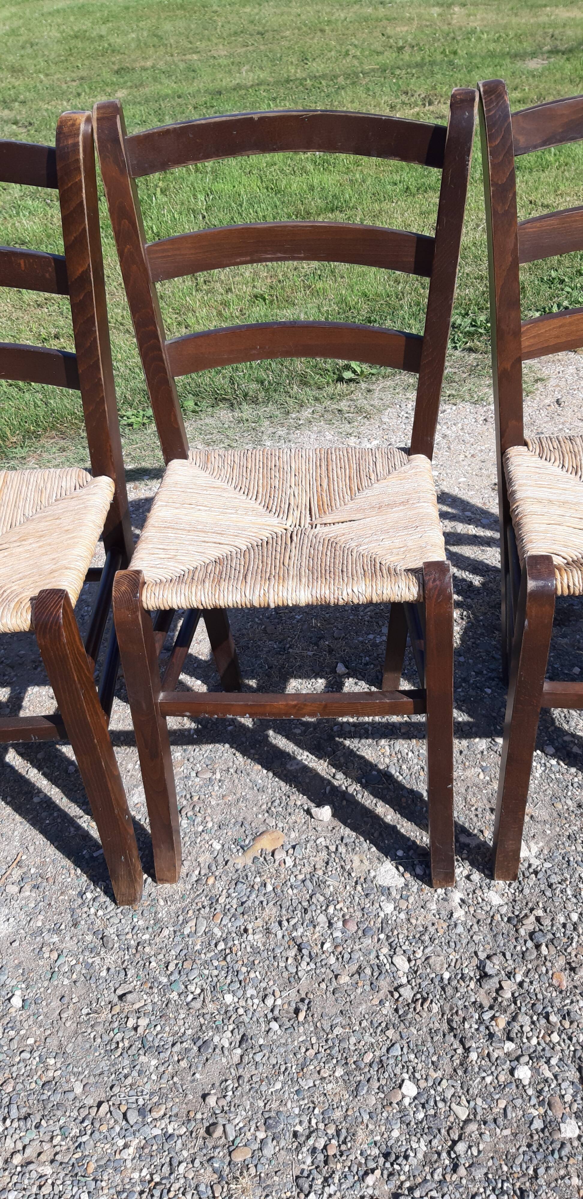 8 chaises paillées anciennes