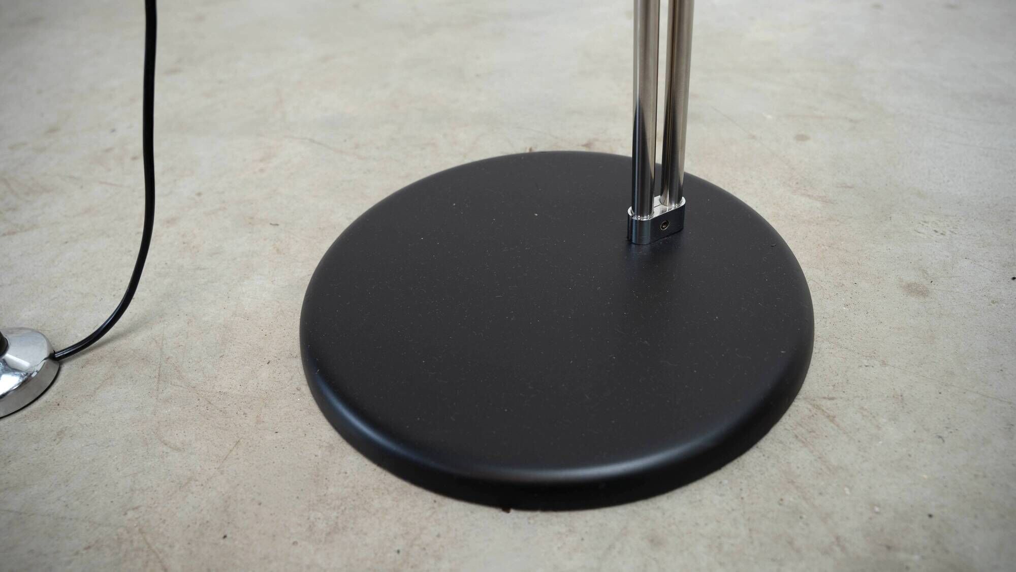 Lampe de sol architecturale par Reggiani