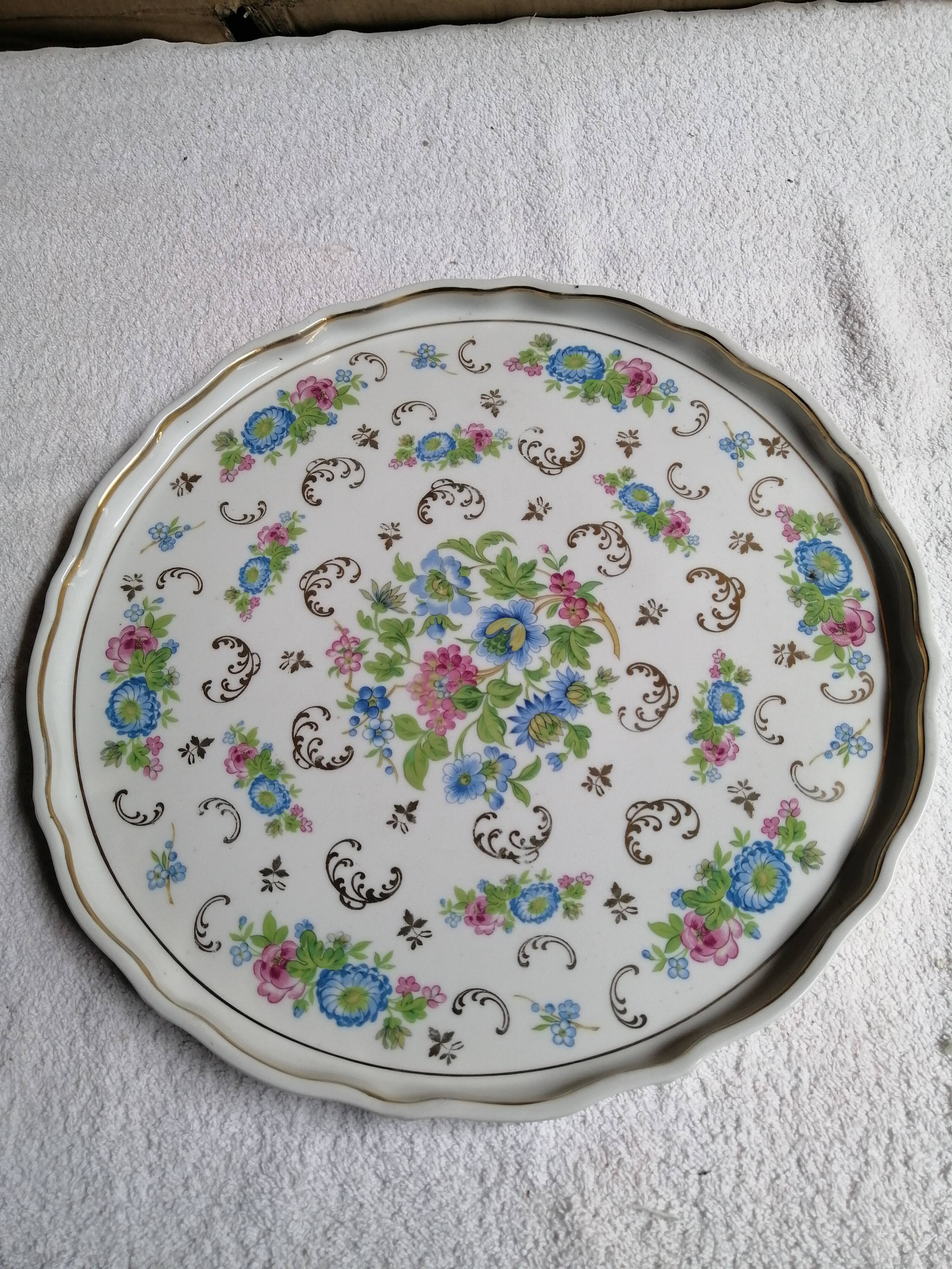 Serving dish in limoges porcelain