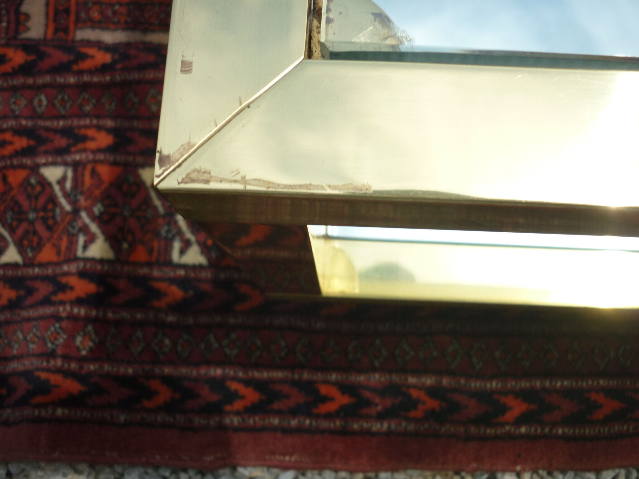 Table basse en laiton verre et miroir 1960/1970