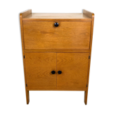 Storage cabinet