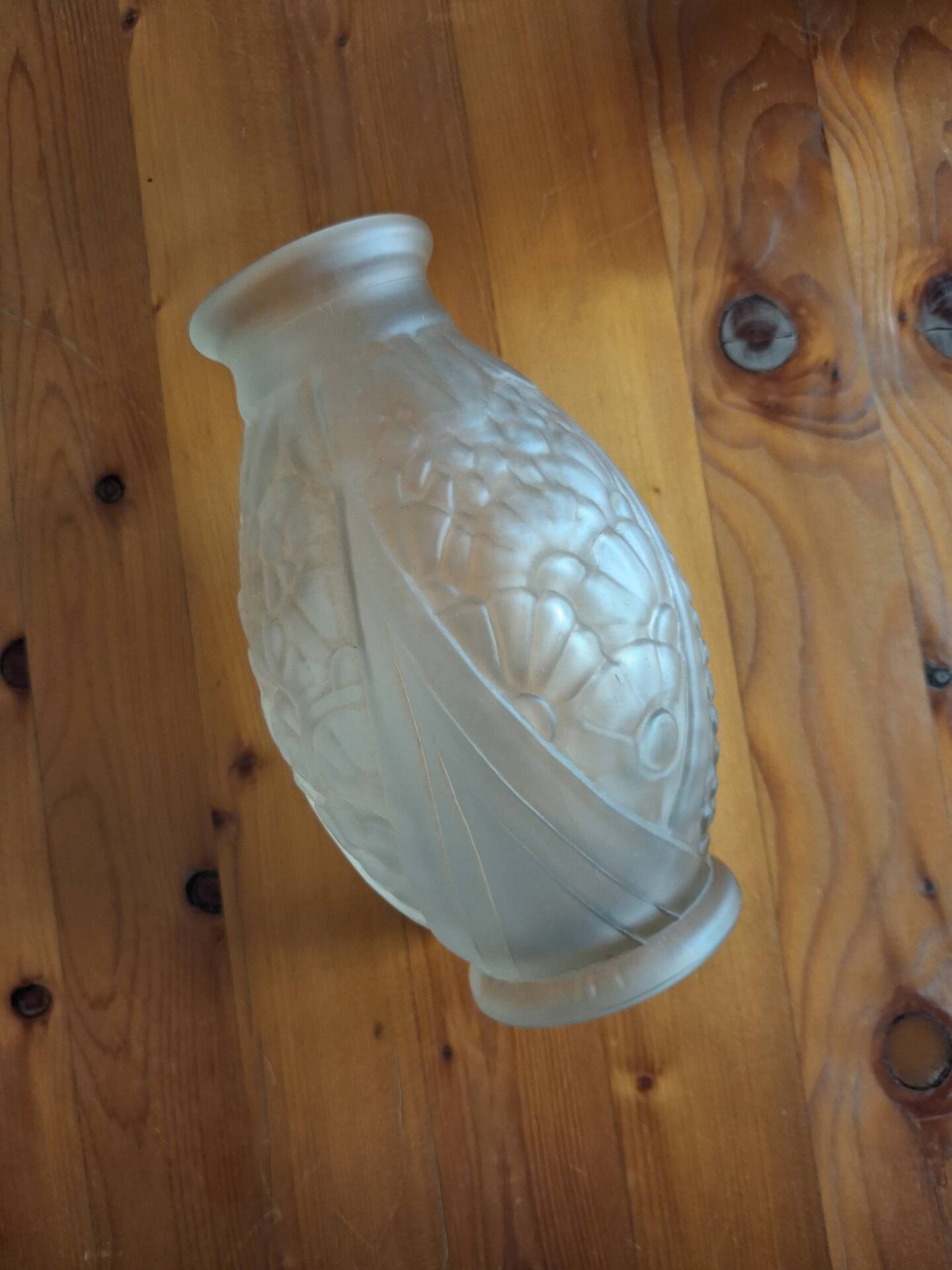 Superb art deco vase joma – frosted moulded glass – 1930s – very b