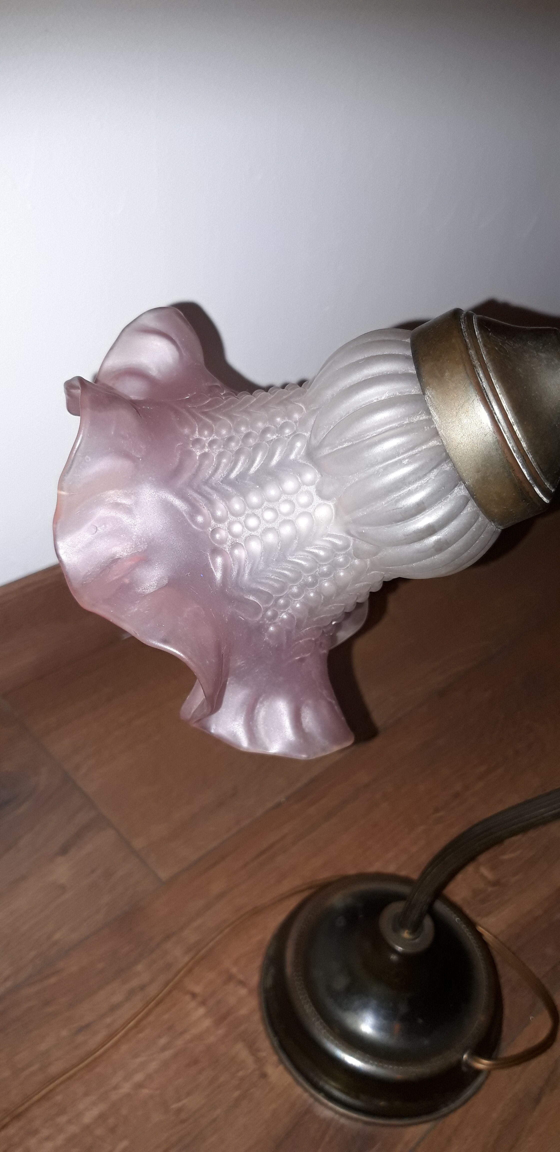 Art Deco sign collar lamp