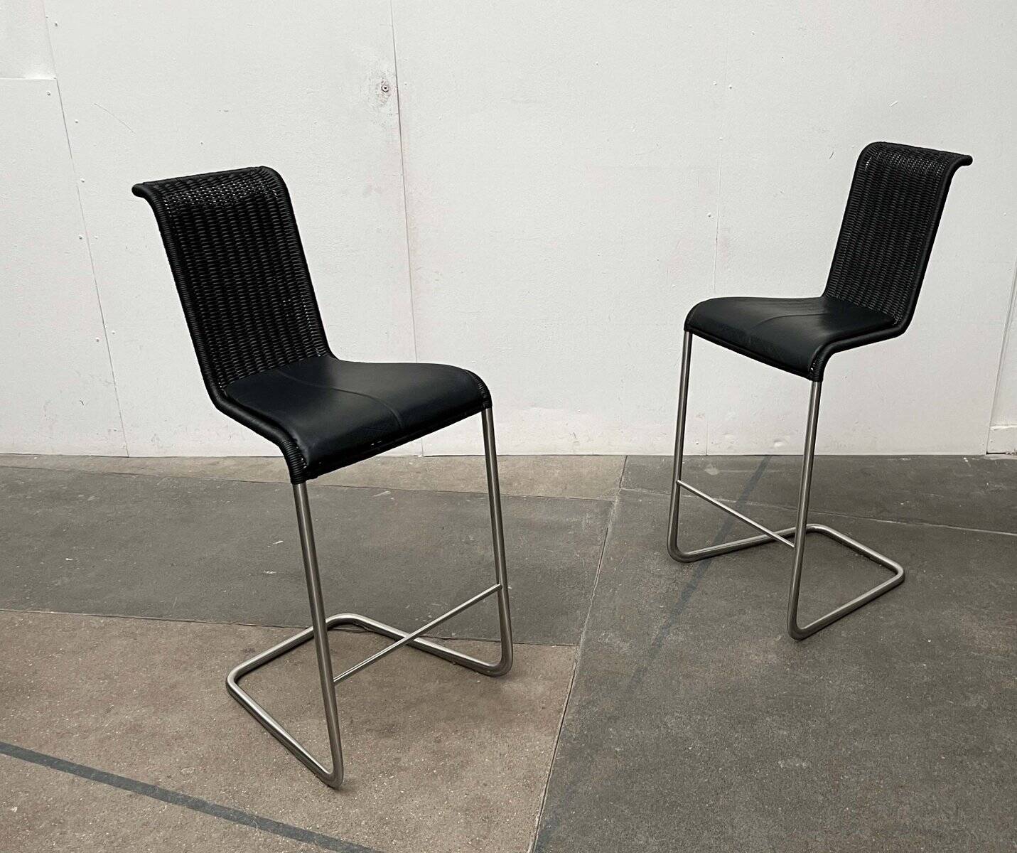 Tabourets de bar cantilever allemands vintage B30 avec coussins en cuir de Tecta et Jean Prouvé, lot de 2