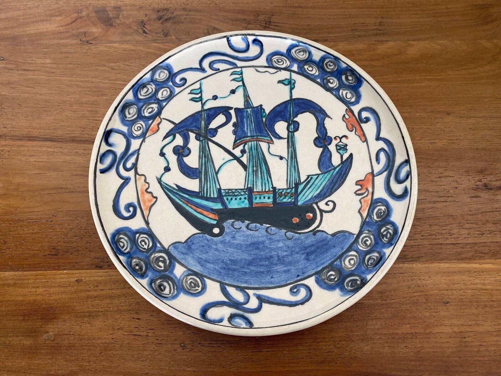 Iznik dish caravel decoration mid-20th century CB marking