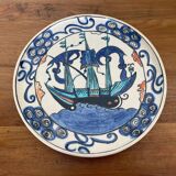 Iznik dish caravel decoration mid-20th century CB marking