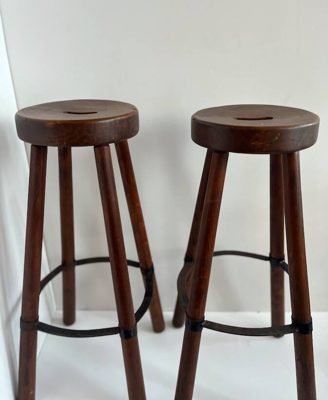 Paire de tabourets en bois massif
