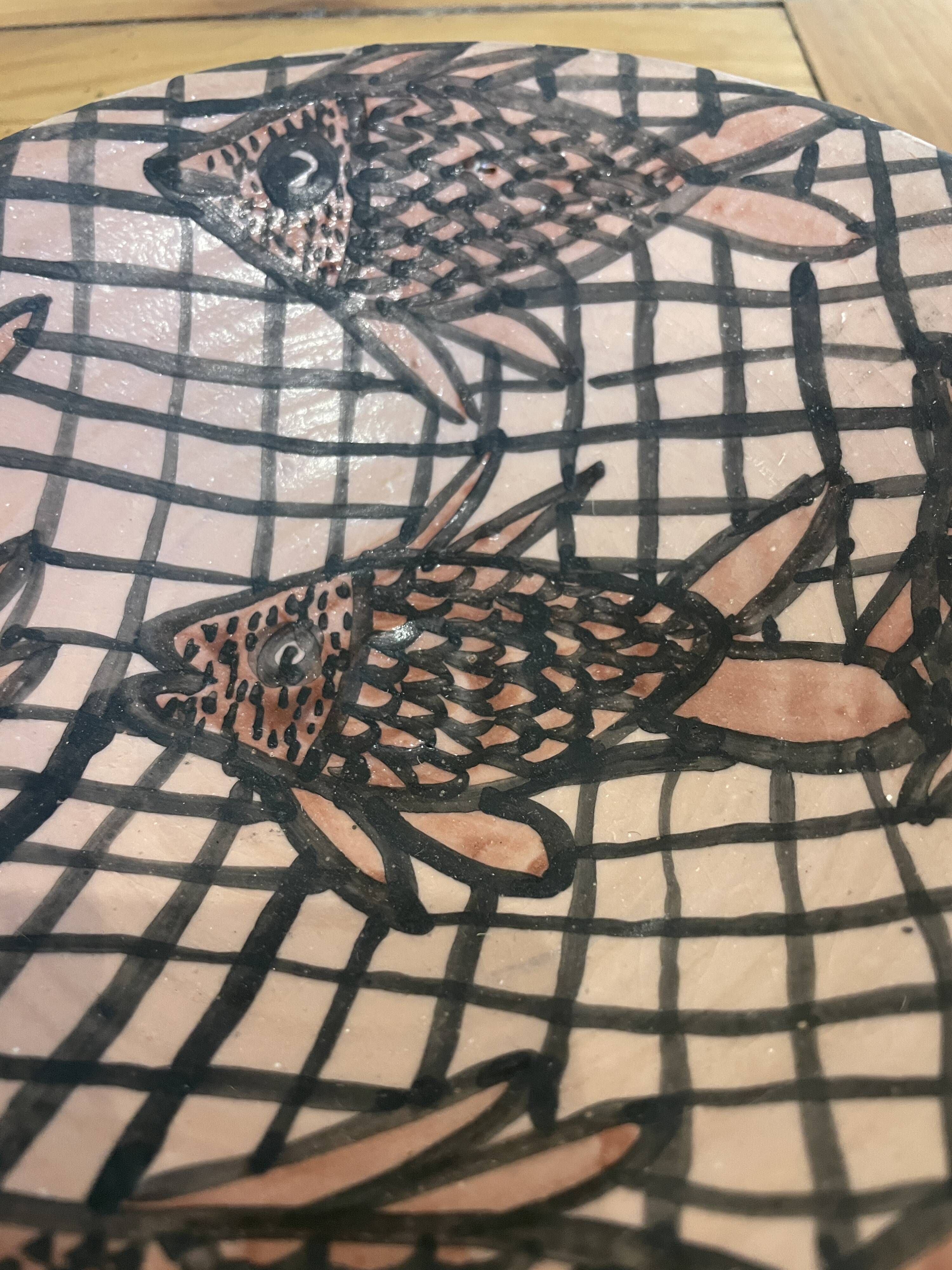 Modernist ceramic plate "Fish in a net" – Atelier Segui