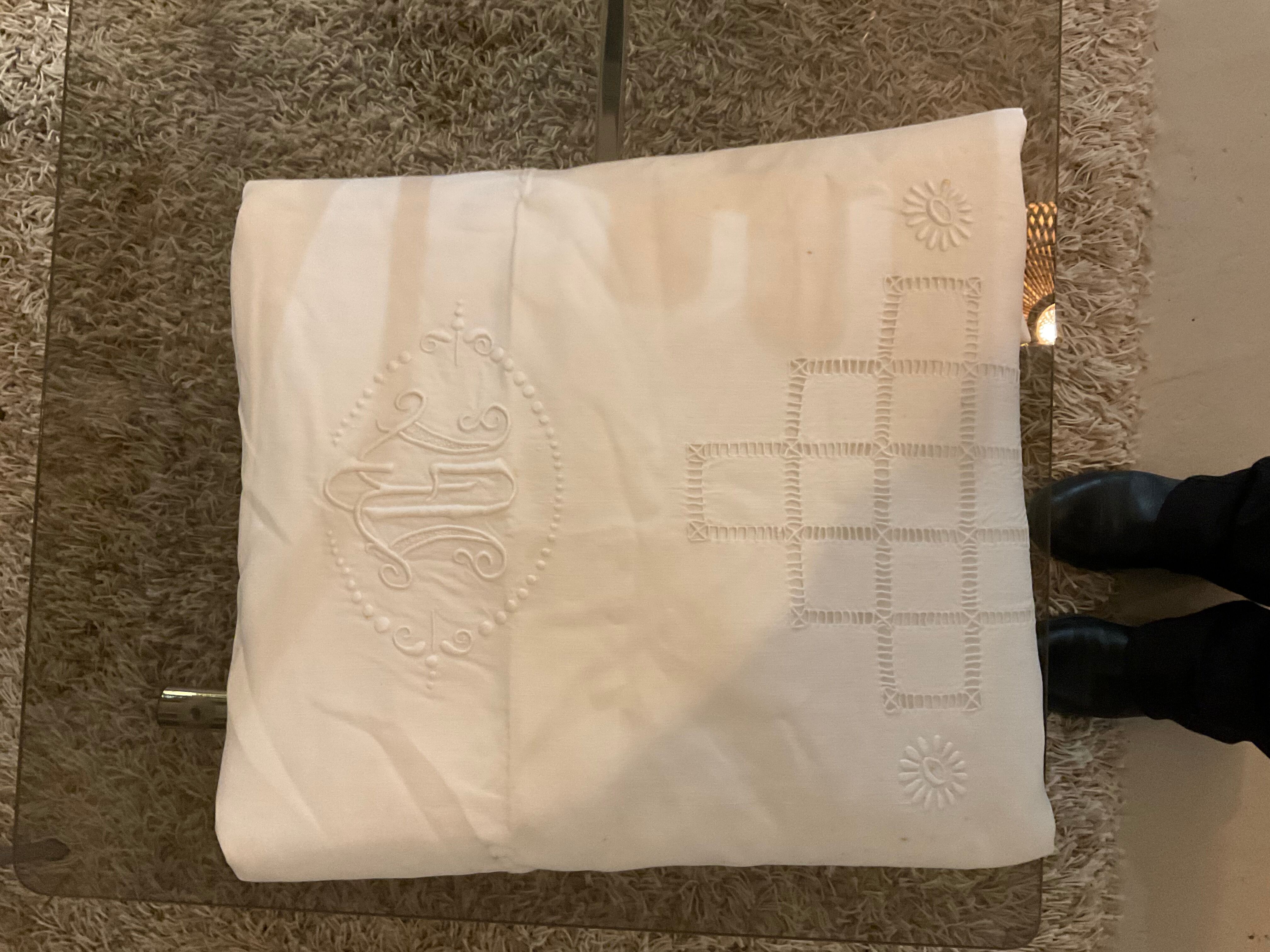 Old embroidered sheet, mg embroidered monogram, 225 x 325 cm
