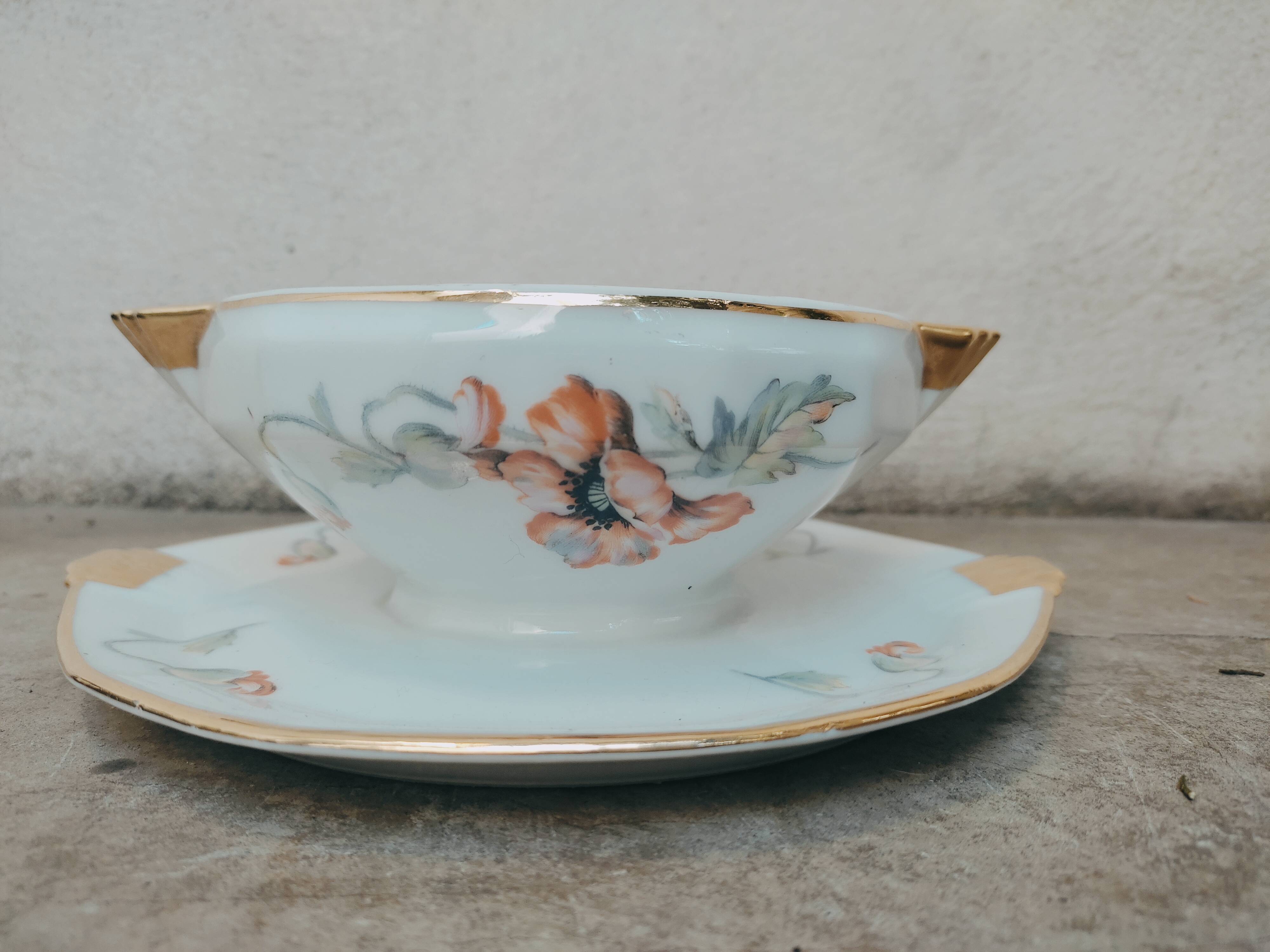 Art deco porcelain gravy boat