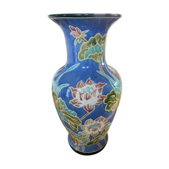 Ceramic vase