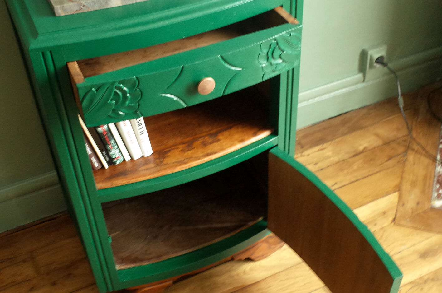 Art deco nightstand