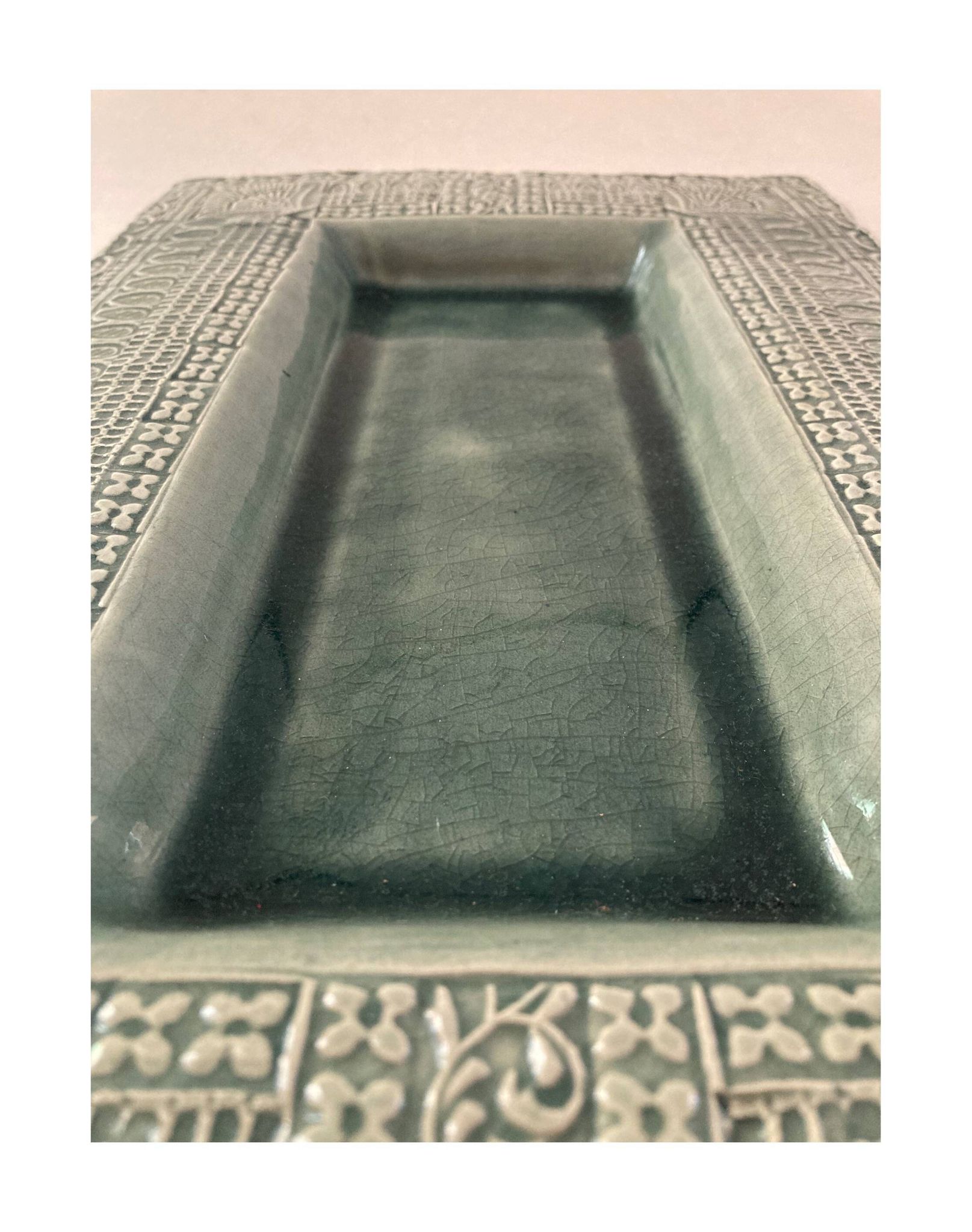 Plat en céramique