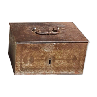 Metal box