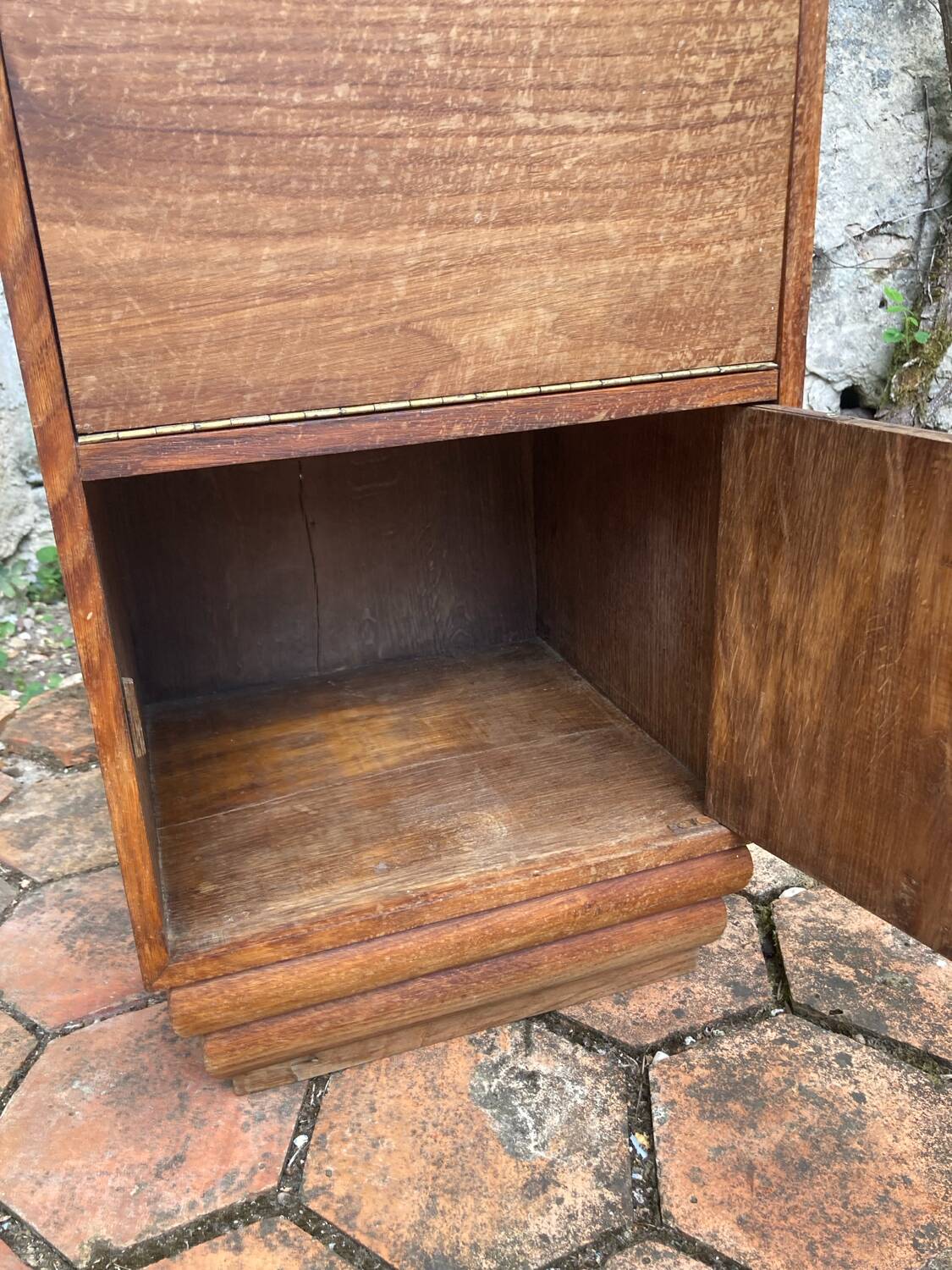 Meuble de rangement ancien