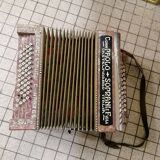 Ancien accordéon  Paolo Soprani