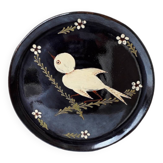 Round ceramic dish