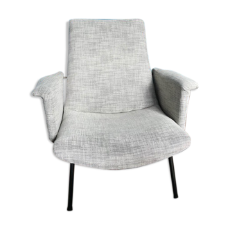 SK660 chair by Pierre Guariche