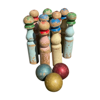 Old wooden bowling game