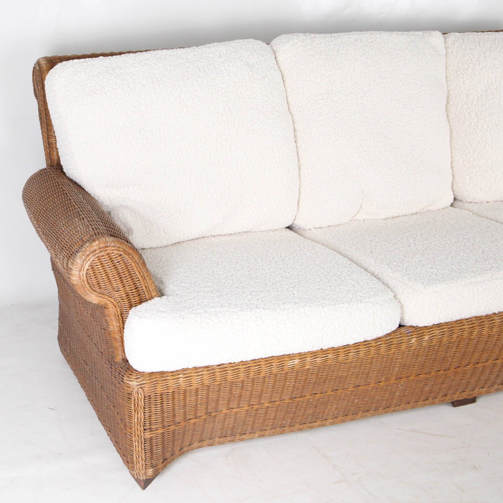 Wicker lounge