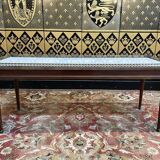 Louis XVI style coffee table in Carrara marble