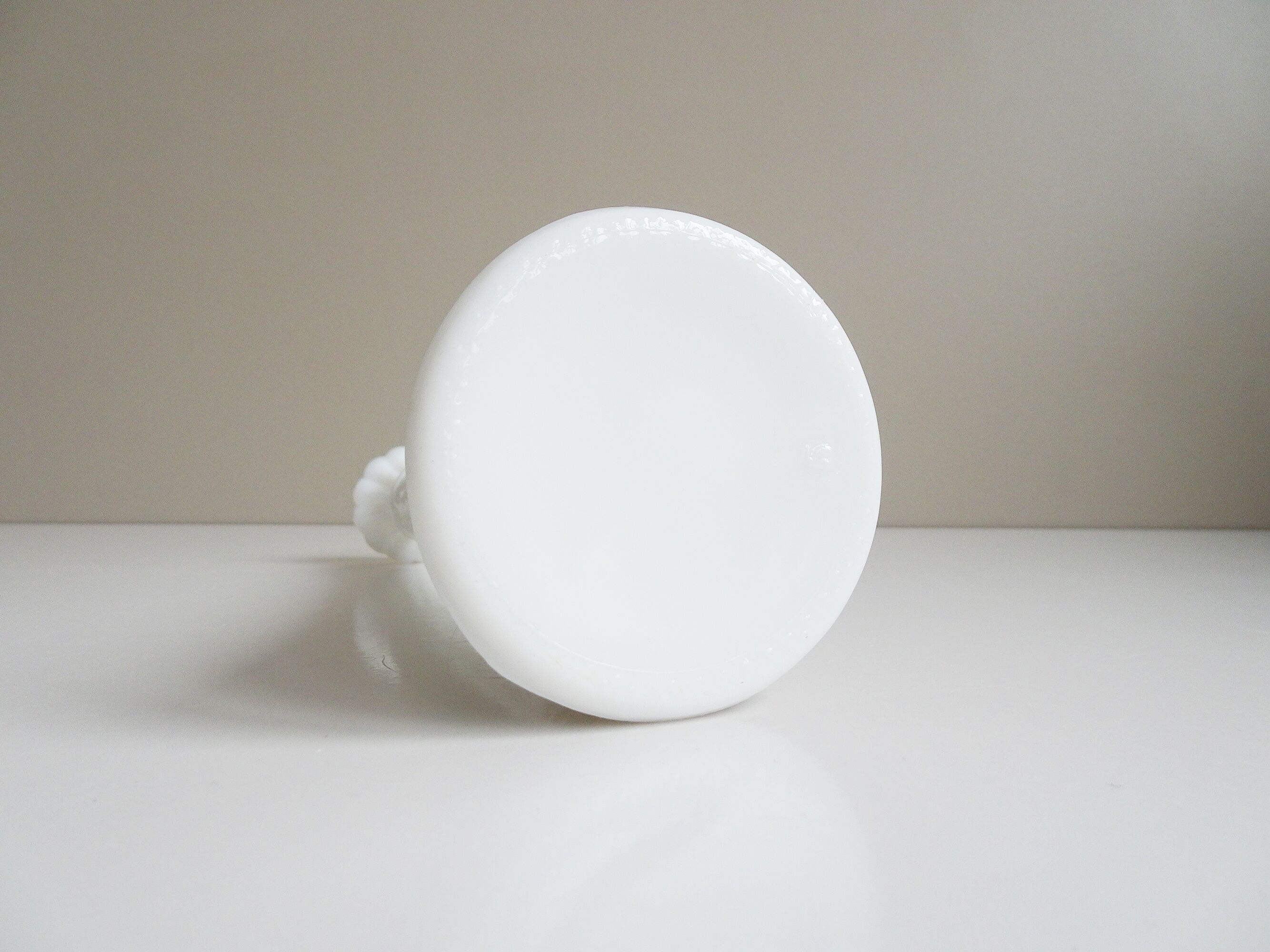 Soliflore en verre opalin