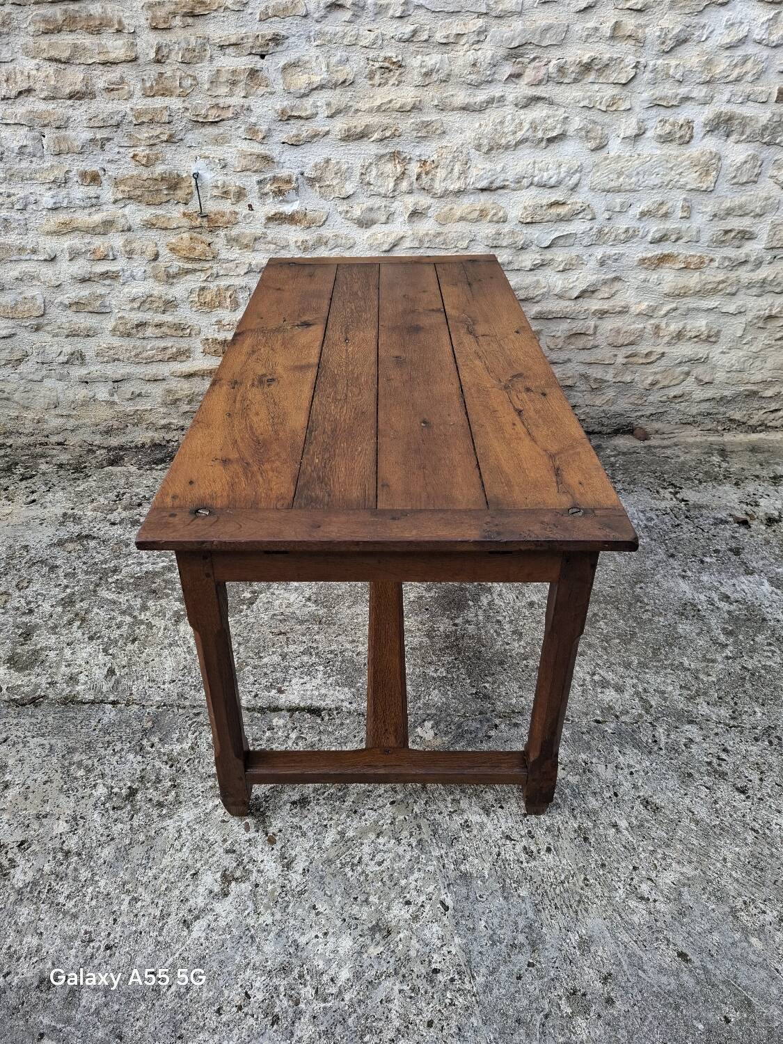 Extendable oak farmhouse table