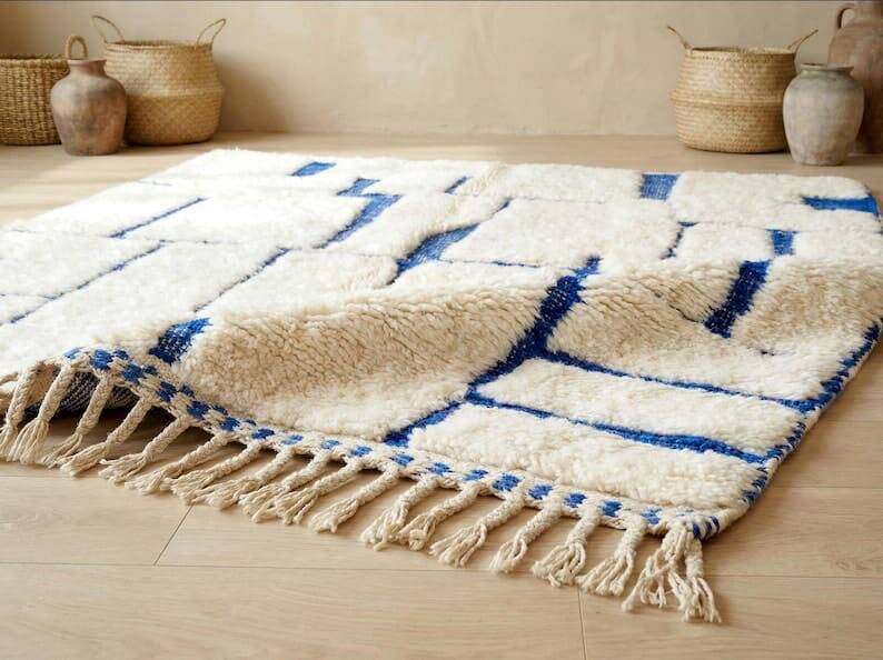 Traditional handmade Berber rug size 2/3 m