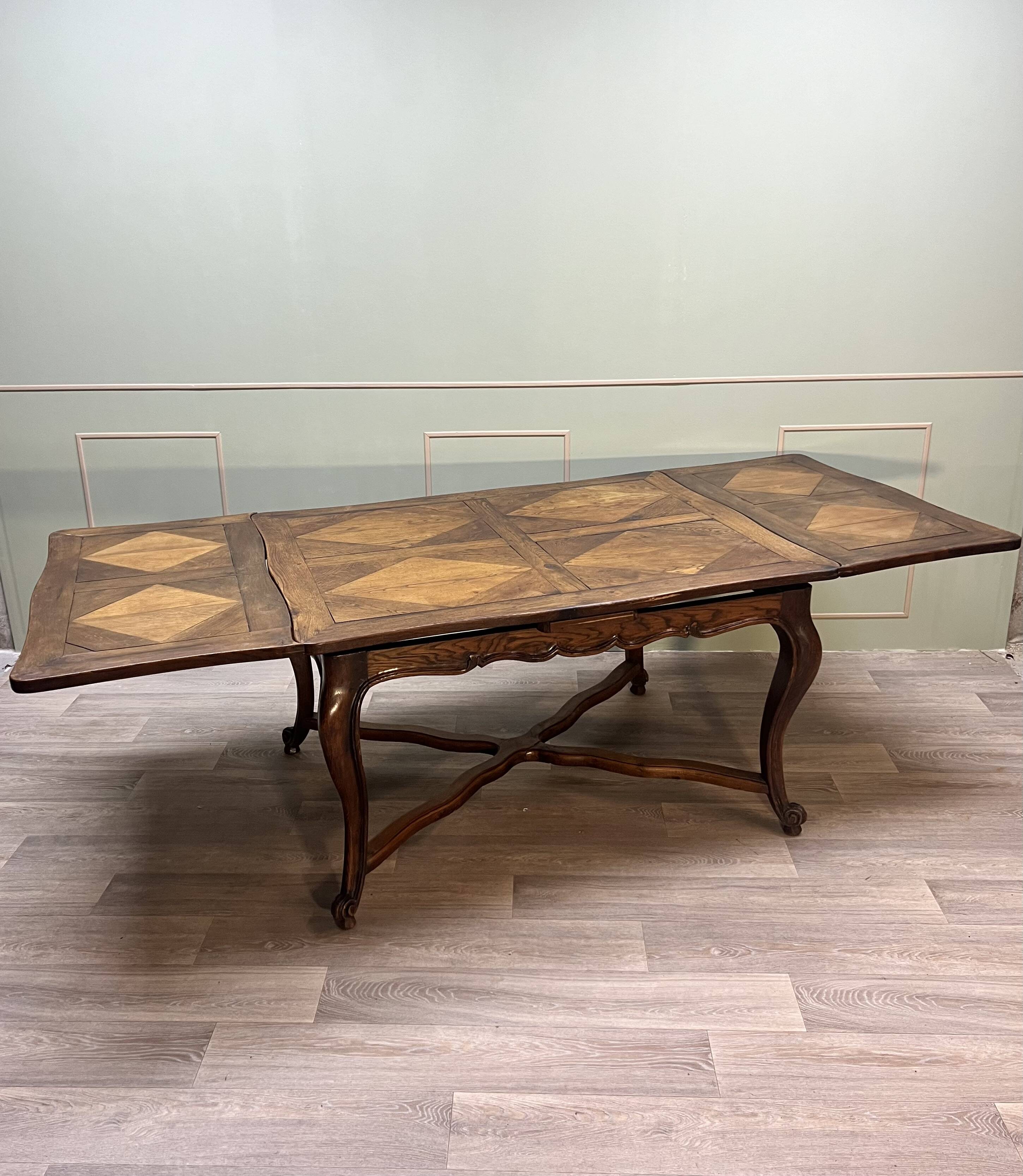 Dining room table in natural wood called italian style with parquet top 19th century
