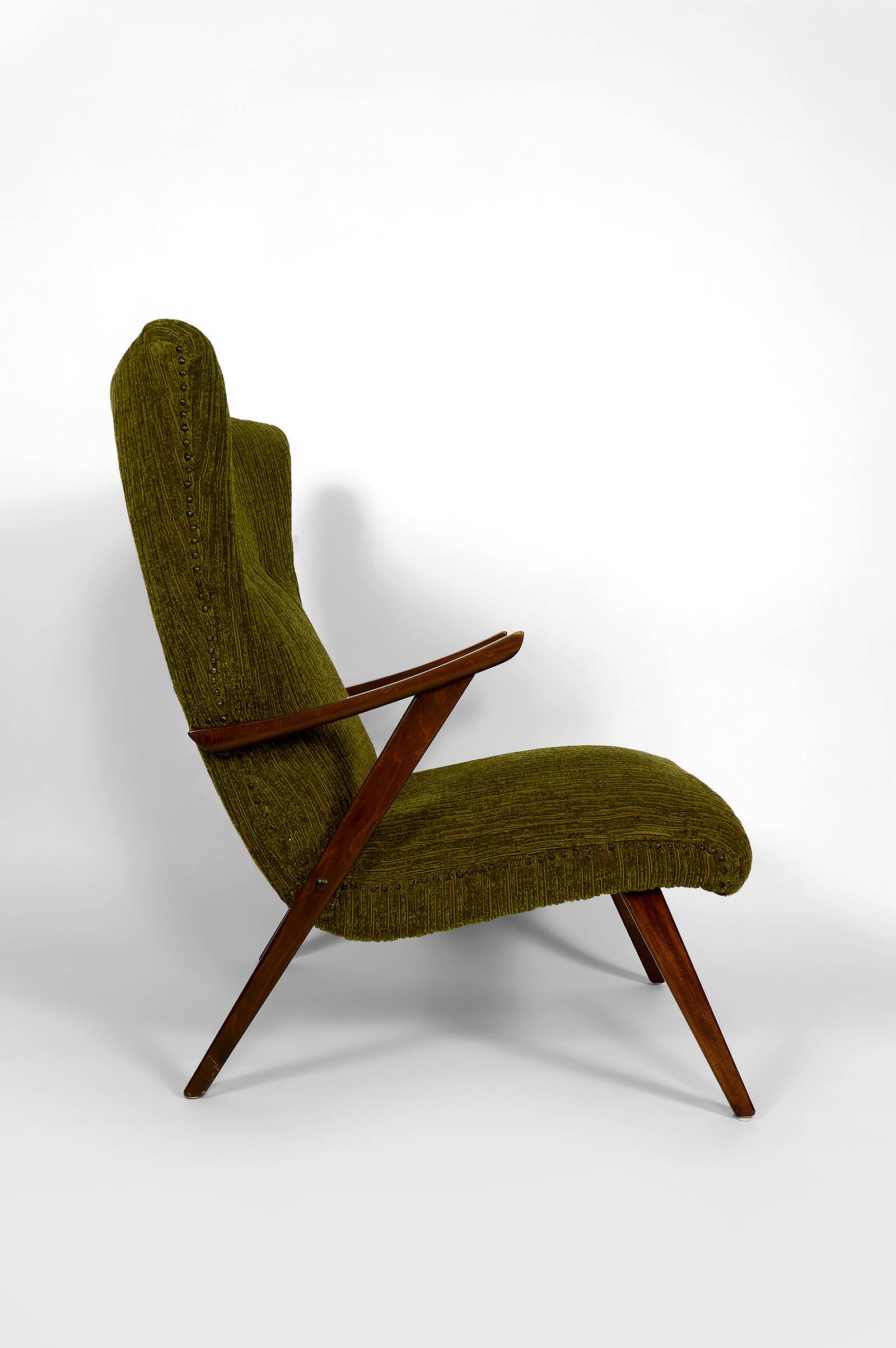 Wingback armchair, Modernist design 1960s – Rare original piece