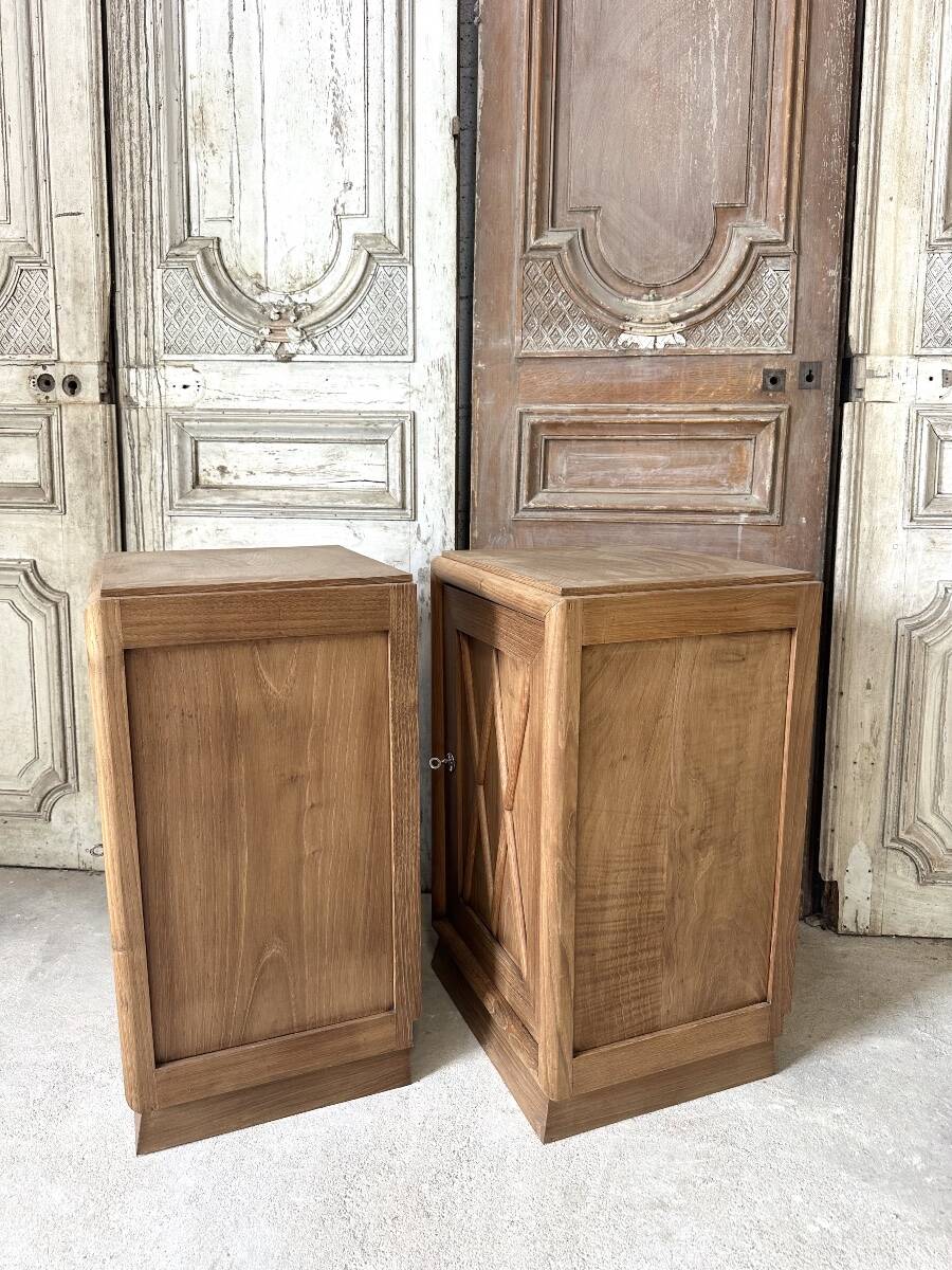 Pair of Art Deco bedside tables in oak