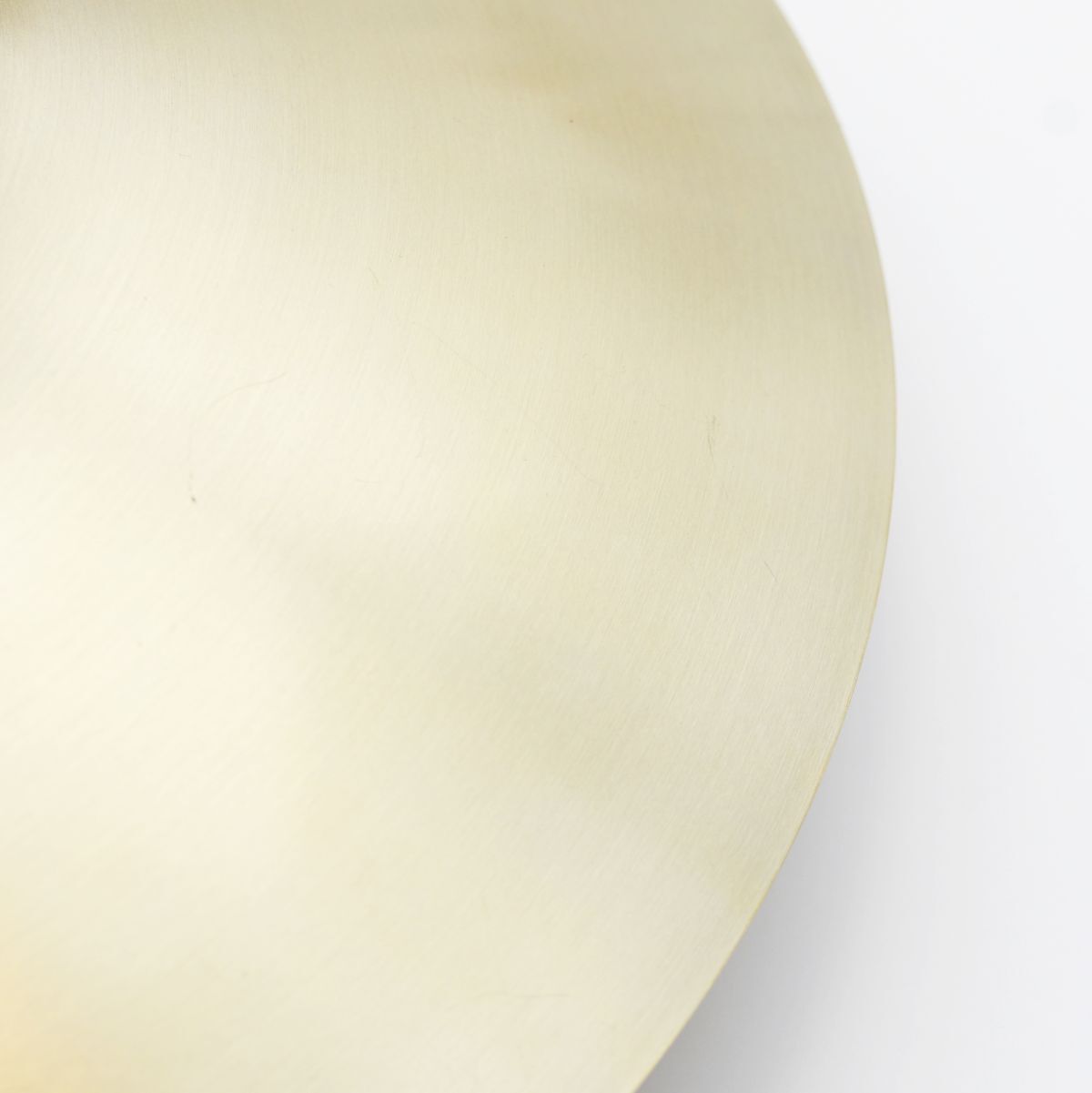 Suspension danoise « Massive » en laiton doré 1960